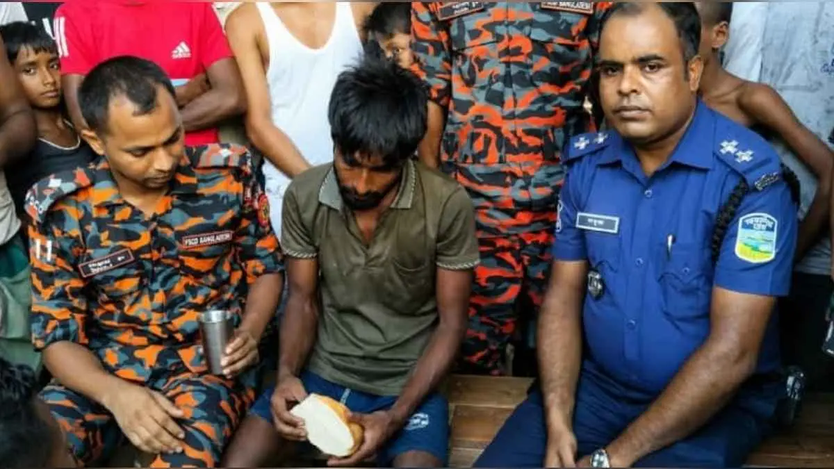 ময়মনসিংহে বিদ্যুৎ টাওয়ারে যুবক, ৭ ঘণ্টায় উদ্ধার
