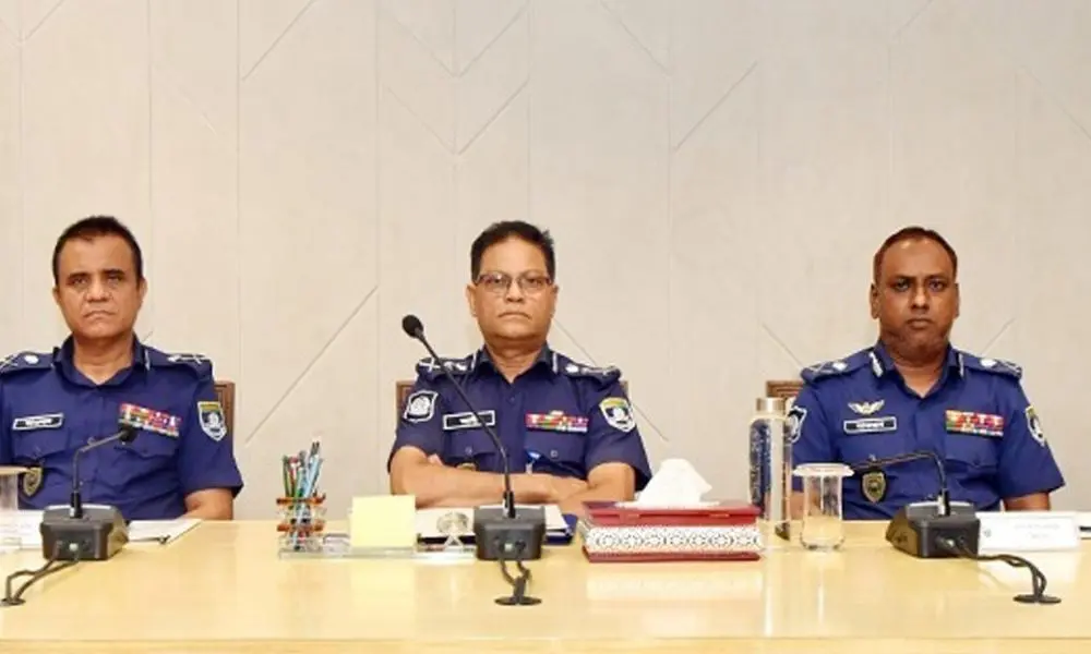 নবীন পুলিশ কর্মকর্তাদের নিরপেক্ষভাবে দায়িত্ব পালনের আহ্বান আইজিপির