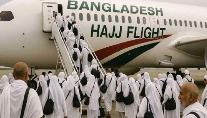 শুক্রবার রাতেই শুরু হজযাত্রা, প্রথম ফ্লাইটে যাচ্ছেন ৪১৯ যাত্রী