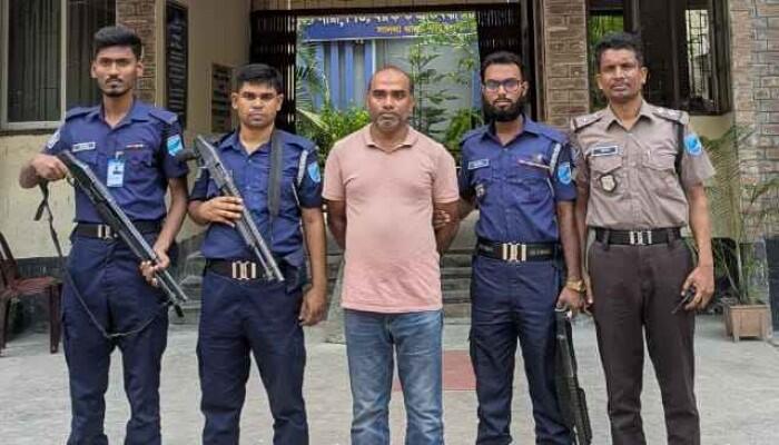ফরিদপুরে বিস্ফোরক মামলায় ইউপি চেয়ারম্যান ও যুবলীগ নেতা গ্রেফতার