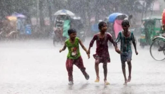 দেশজুড়ে আষাঢ়ের বৃষ্টি, পাঁচ বিভাগে অতিভারি বর্ষণের শঙ্কা