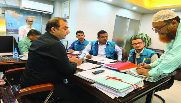 ৪ শ্রমিককে প্রকৌশলী পদে পদায়ন, সত্যতা পেল দুদক