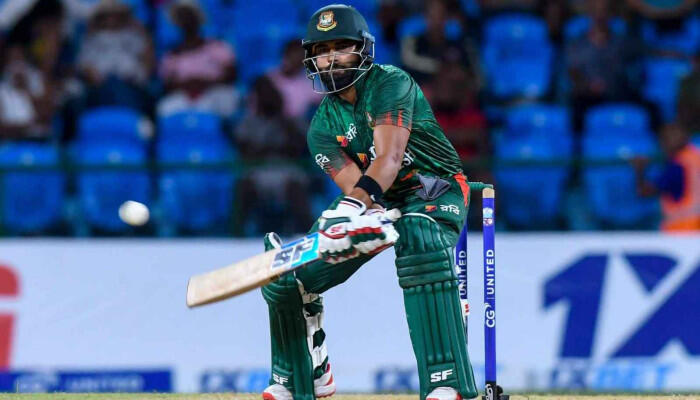 পাল্লেকেলেতে সেঞ্চুরি পার বাংলাদেশের