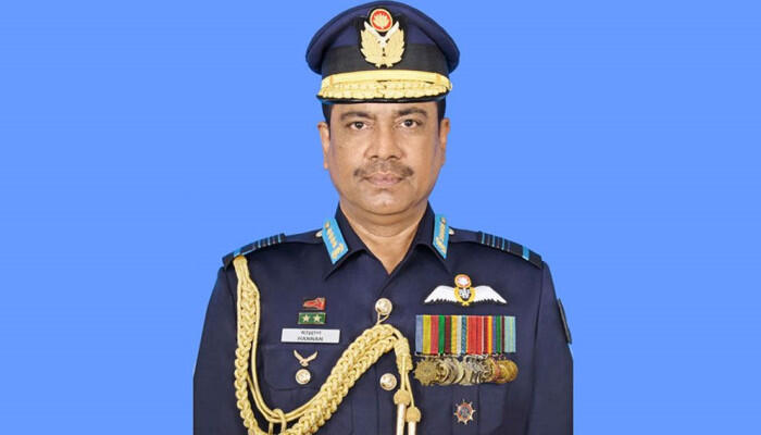 বিমান বাহিনীর সাবেক প্রধান হান্নানের বিরুদ্ধে মামলা