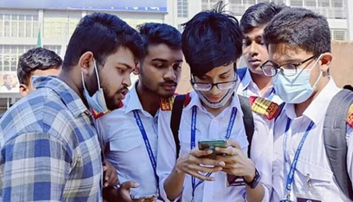 ২০২৫  সালের এসএসসি পুনঃনিরীক্ষণের ফল আজ প্রকাশ: মোবাইল থেকে যেভাবে দেখবেন