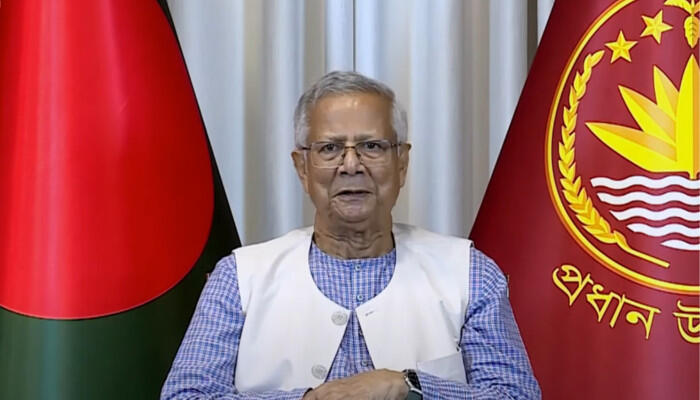 মালয়েশিয়া সফরে প্রধান উপদেষ্টা ড. ইউনূস, পাঁচ চুক্তি সইয়ের সম্ভাবনা