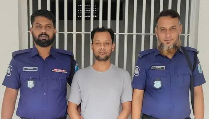 জাহাঙ্গীরনগর বিশ্ববিদ্যালয়ের সাবেক শিক্ষক ও ছাত্রলীগ নেতা মাহমুদুর রহমান জনি গ্রেফতার