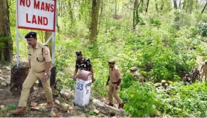 নেপালে বিক্ষোভে ভারত-নেপাল সীমান্তে উচ্চ সতর্কতা