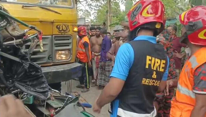 আত্মীয়ের মরদেহ দেখতে যাওয়ার পথে ট্রাকের ধাক্কায় স্বামী নিহত, স্ত্রীসহ আহত ৬