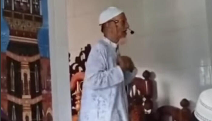 সাতক্ষীরায় জুমার খুতবা দিতে গিয়ে মসজিদে মাদরাসা শিক্ষকের মৃত্যু