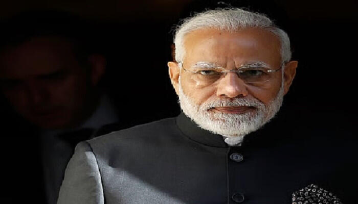 ভারতের প্রধামন্ত্রী মোদি মণিপুরে যাওয়ার আগেই তার অভ্যর্থনার তোরণ ভাঙচুর