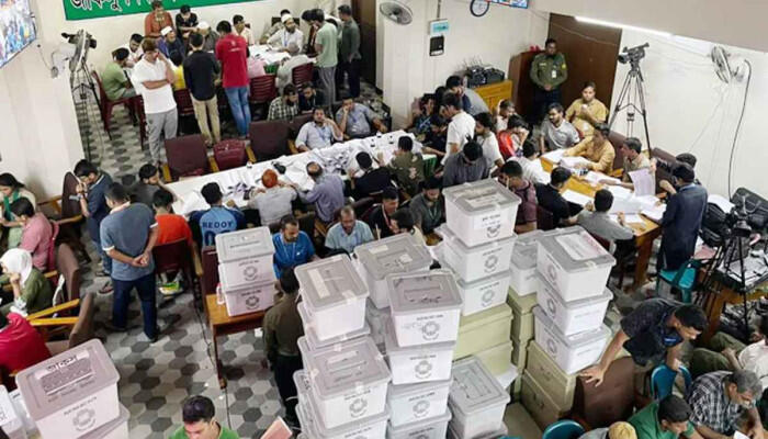 জাকসু নির্বাচন: ১৫ হলের ভোট গণনা সম্পন্ন, ফলাফলের জন্য অপেক্ষা