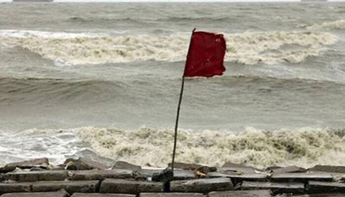 উত্তর বঙ্গোপসাগরে লঘুচাপ, উপকূলীয় চার বন্দরে ৩ নম্বর সতর্ক সংকেত