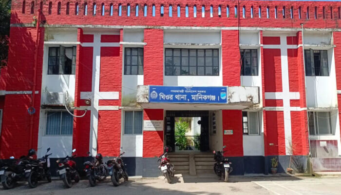 ঘিওর থানায় পুলিশ হেনস্তা: বিএনপির ৩৯ নেতাকর্মীর বিরুদ্ধে মামলা