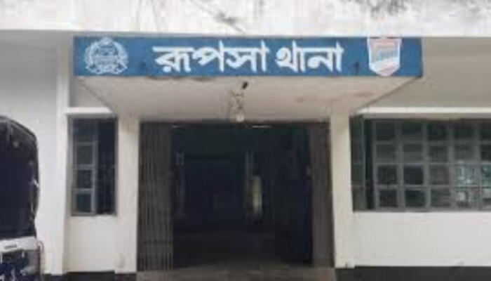 খুলনায় ডোবা থেকে যুবকের মরদেহ উদ্ধার, ধারালো অস্ত্রের আঘাতের চিহ্ন