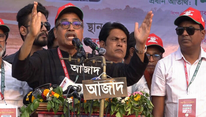 ‘ধর্মকে ব্যবসা করবেন না’—জামায়াতকে আক্রমণ হারুনুর রশিদের