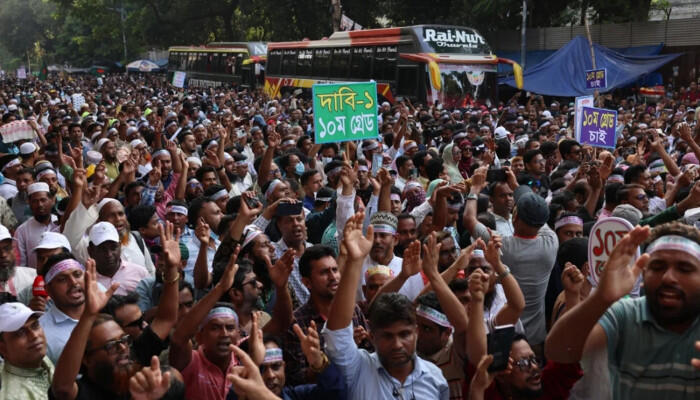 তিন দফা দাবি পূরণ না হলে, সরকারি প্রাথমিক শিক্ষকদের কর্মবিরতির হুঁশিয়ারি