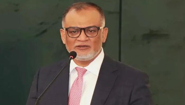 প্রবাসীদের জন্য ন্যায্য বিমানভাড়া নির্ধারণে এয়ারলাইন্সকে আহ্বান বেসামরিক বিমান উপদেষ্টার