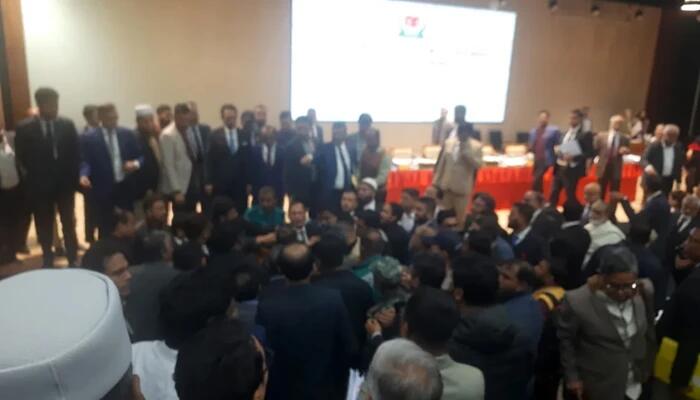 ইসি ভবনে হট্টগোল: মিন্টু-হাসনাত বাদানুবাদে উত্তপ্ত আপিল শুনানি