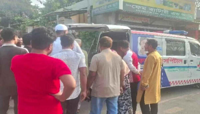 মানিকগঞ্জে সিলিন্ডার বিস্ফোরণ: একজন নিহত, আহত আরও ৬