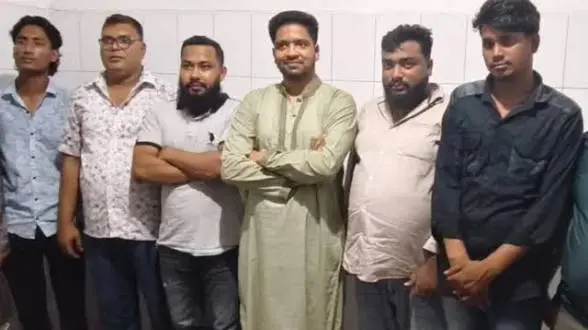 সাভারে আওয়ামী লীগের ৮ নেতাকর্মী গ্রেপ্তার, সন্ত্রাসবিরোধী আইনে মামলা
